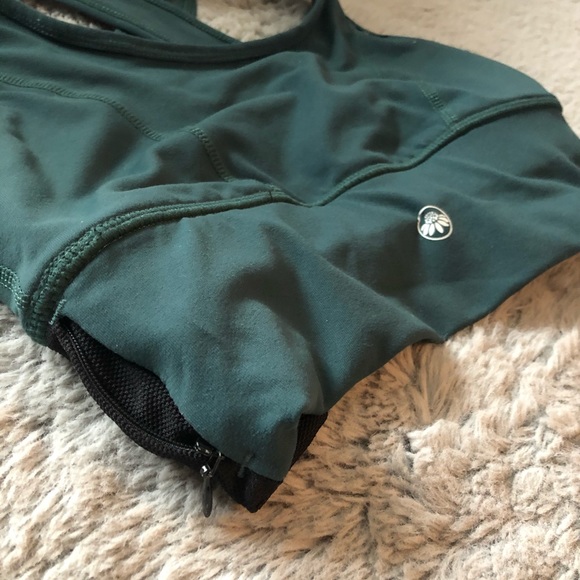 SOLD Senita Athletics Zara Crop Top Sports Bra Ponderosa - Picture 4 of 5